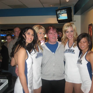 Alex with the Jazz girls